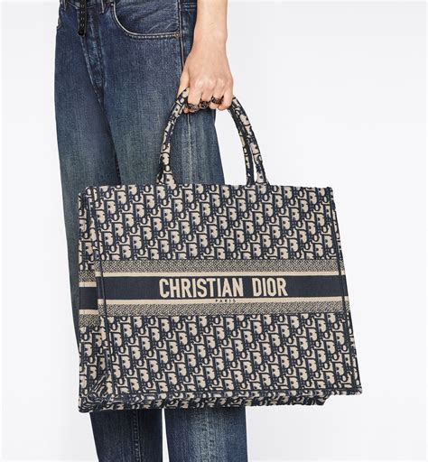 dior tote bag price australia|dior book tote price guide.